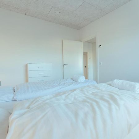 New 2 Bedroom Apt - Ocean And Mountain View Tórshavn Extérieur photo