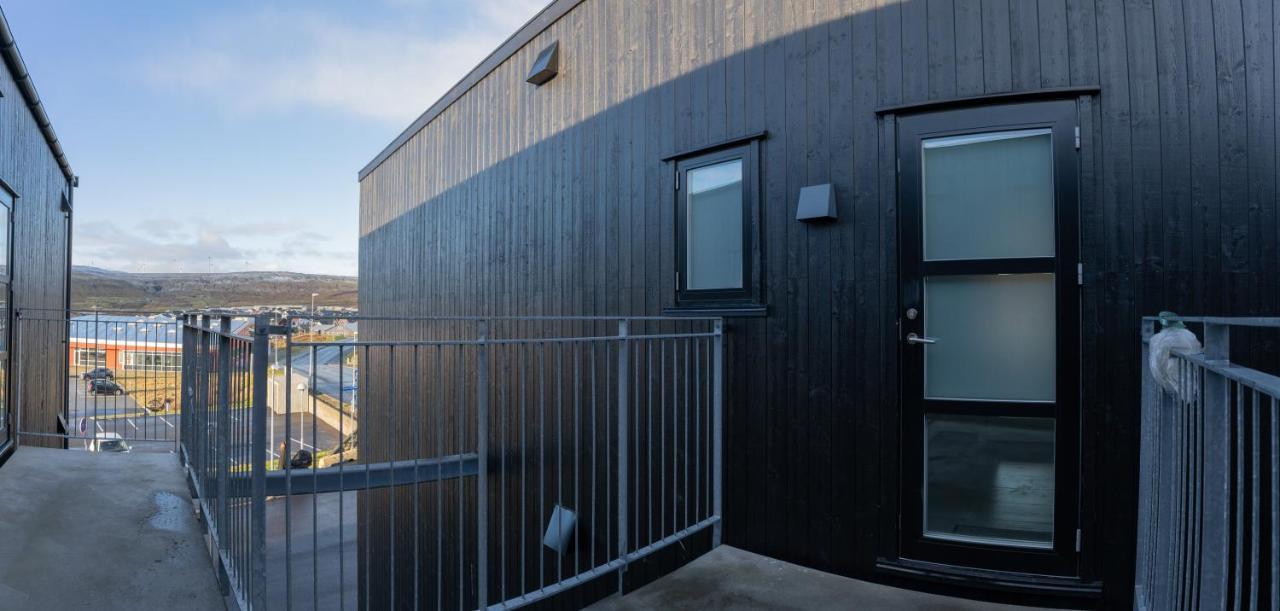 New 2 Bedroom Apt - Ocean And Mountain View Tórshavn Extérieur photo