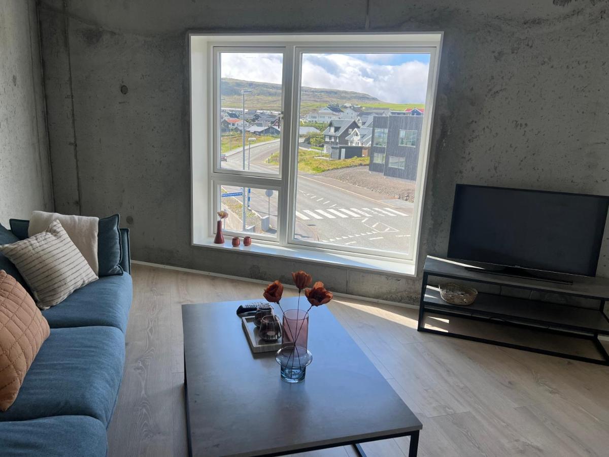 New 2 Bedroom Apt - Ocean And Mountain View Tórshavn Extérieur photo